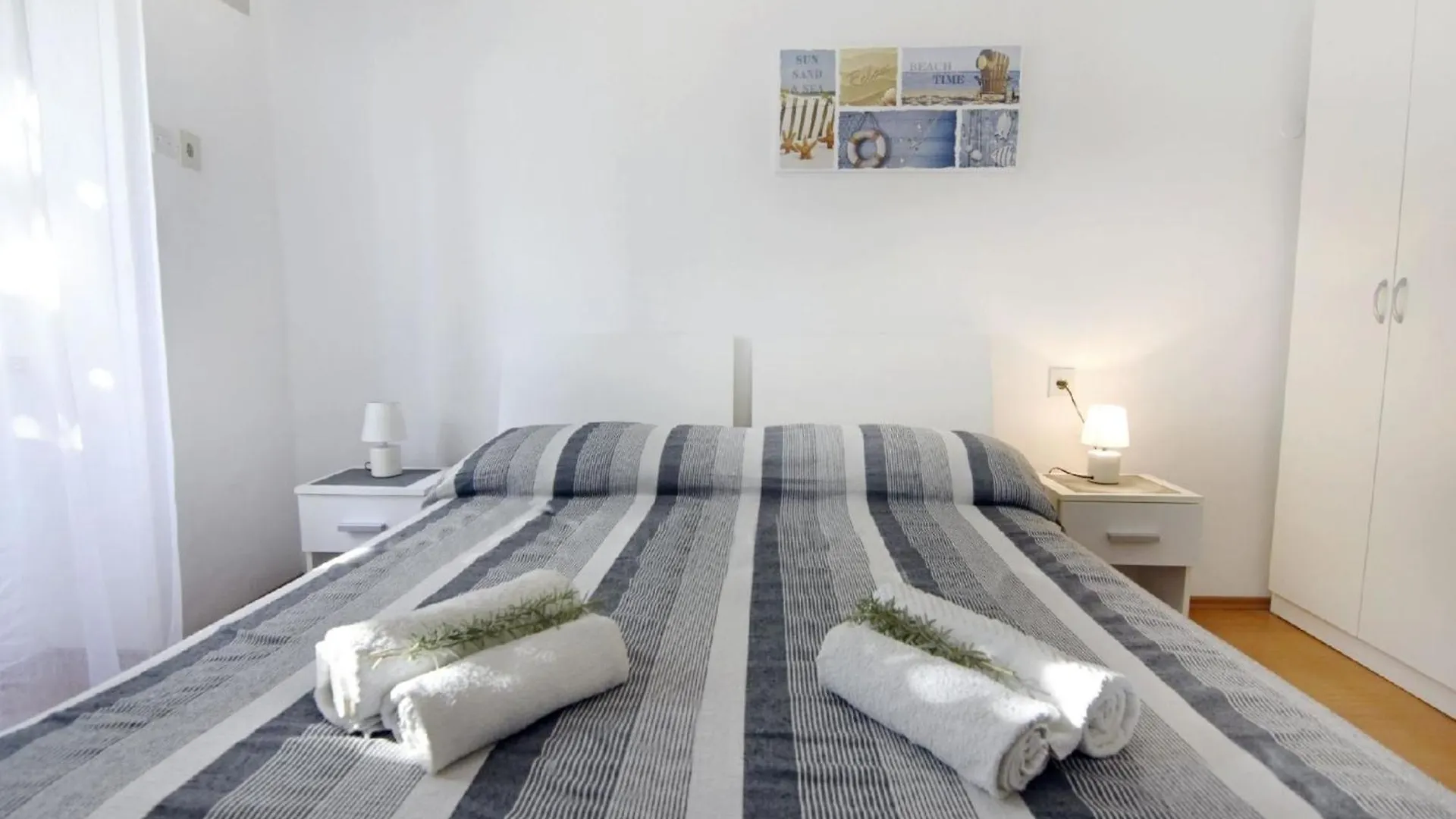 Silva-Unterkunft Im Erdgeschoss, 2 Schlafzimmer, Garten Bašanija 0*,  Croacia
